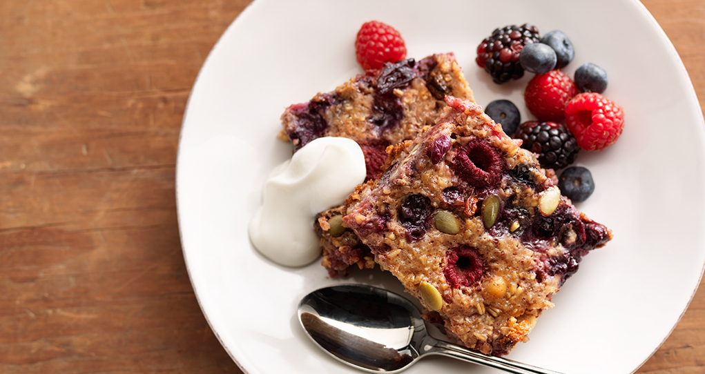 Fruity Crunch Baked Oatmeal image